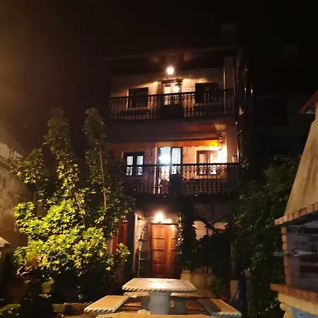 Holiday home Casa A Pie De Playa Combarro